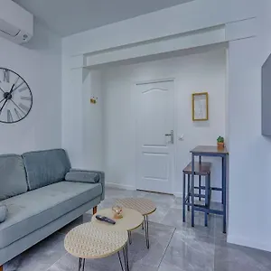 Moderne Et Equipe Porte De Paris , Ivry-sur-Seine France